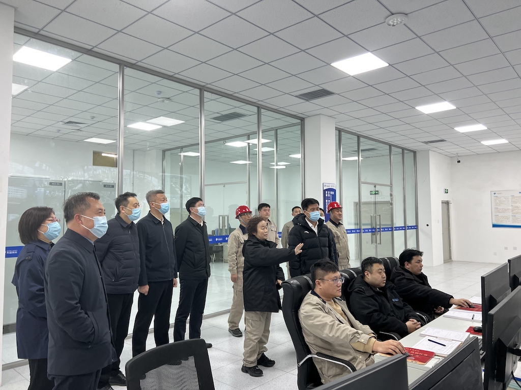 Guo Yunfeng, acting mayor of Liaoyang City, led a team to kelong to investigate the shares